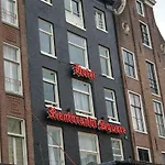 Rembrandt Square Hotel