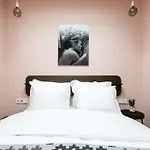 Kith & Kin Boutique Apartments