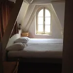 Budget Season Star Hotel