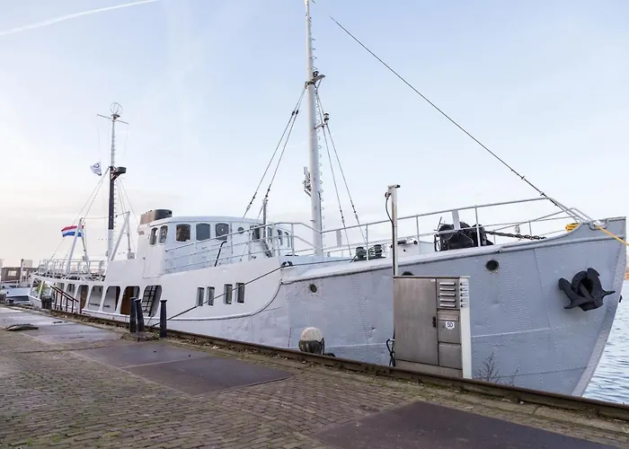M/S Svalbard B&B