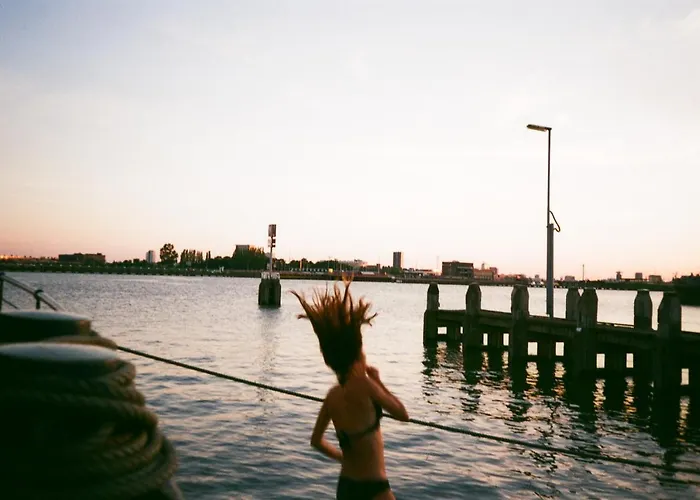 Captain Pippi; Amsterdam\'S Finest Houseboat