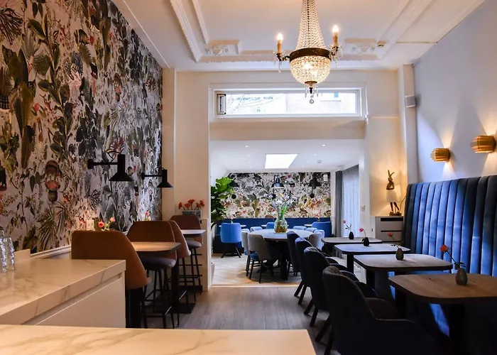 Hotel Asterisk, A Family Run Hotel