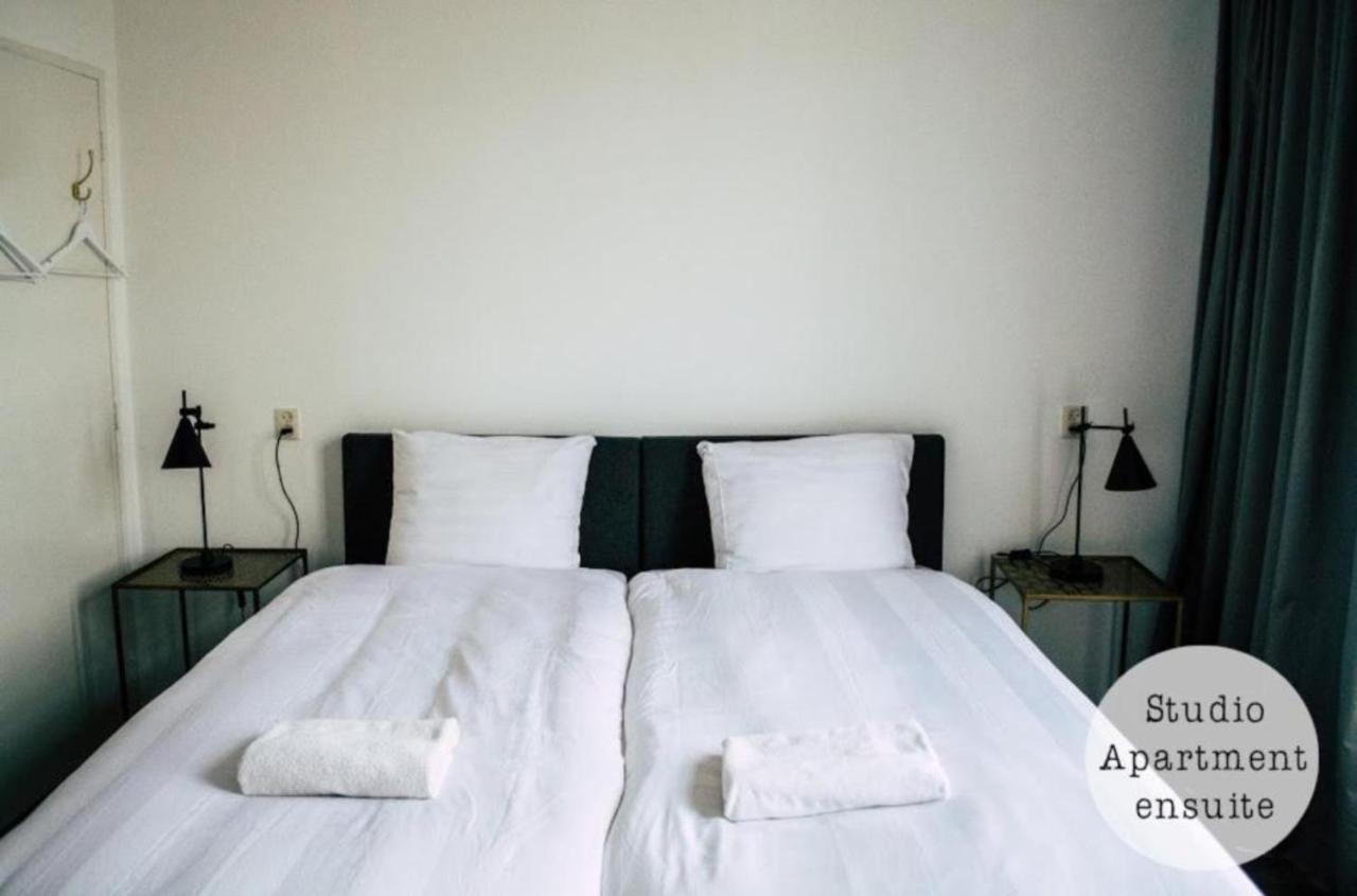 Rembrandt Square Hotel *