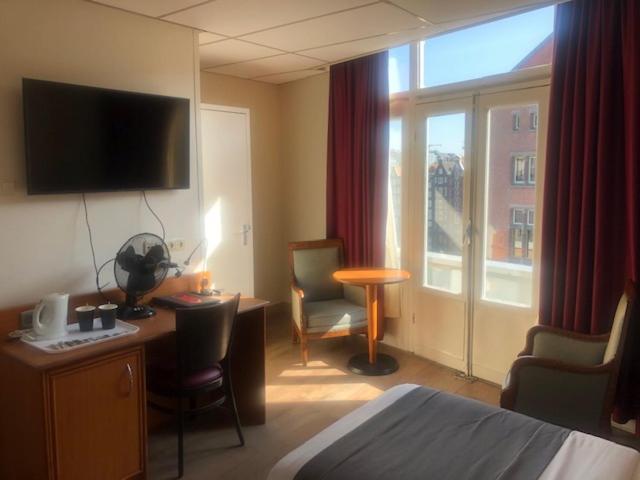 Delta City Center Hotel
