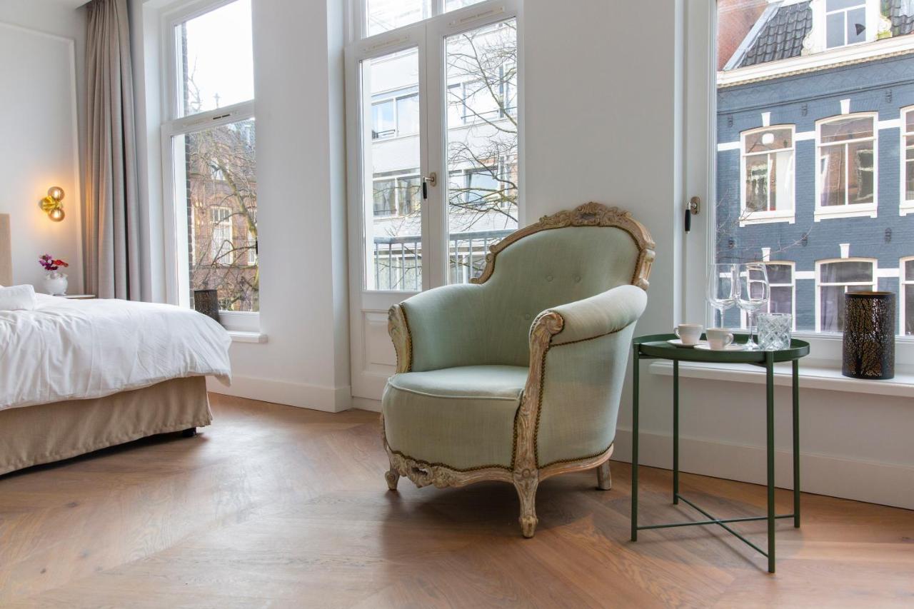 New! Stylish And Luxurious Casa - The Pijp Couette-café