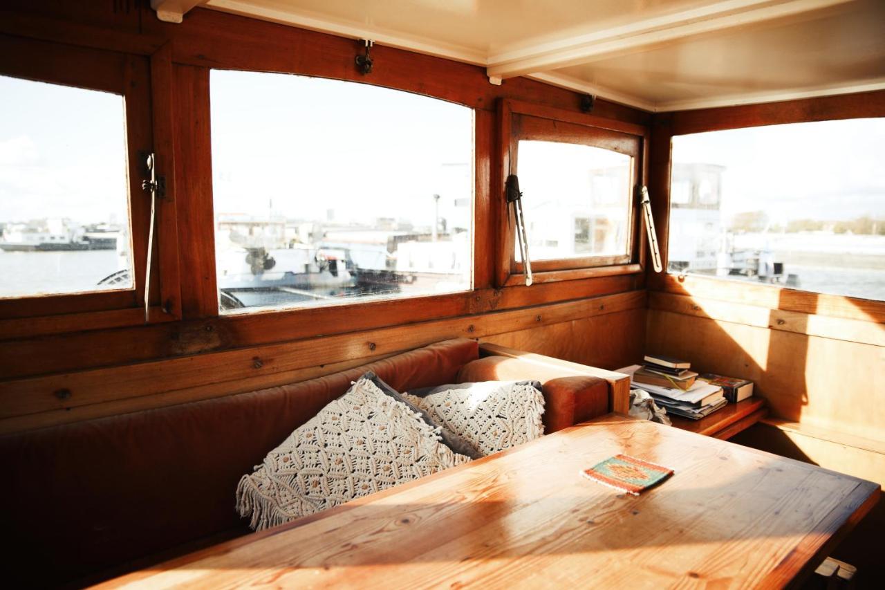 Captain Pippi; Amsterdam's Finest Houseboat Amsterdam