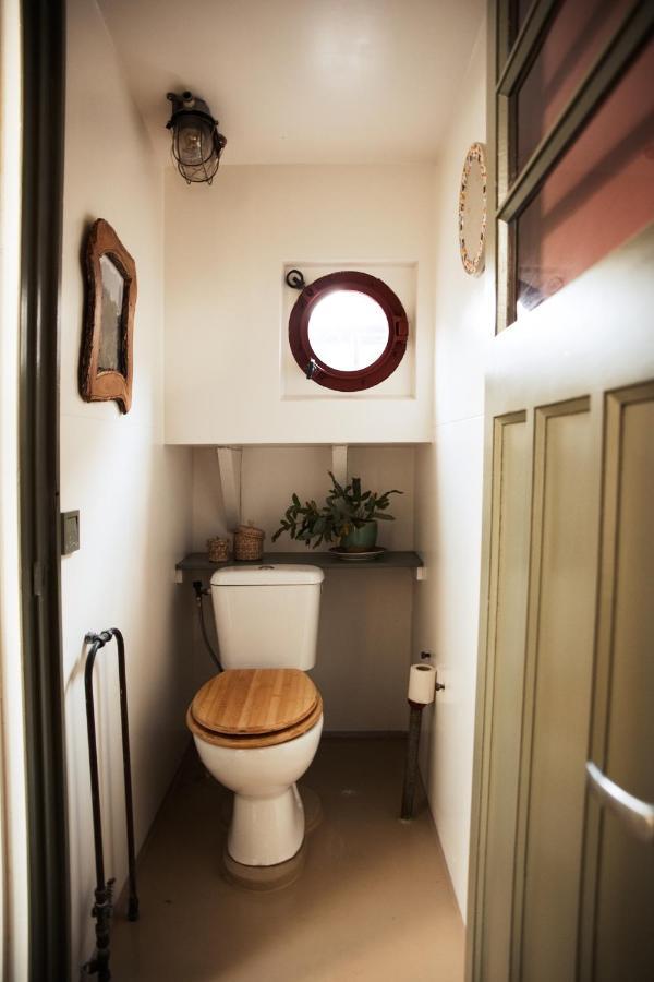 Captain Pippi; Amsterdam's Finest Houseboat *