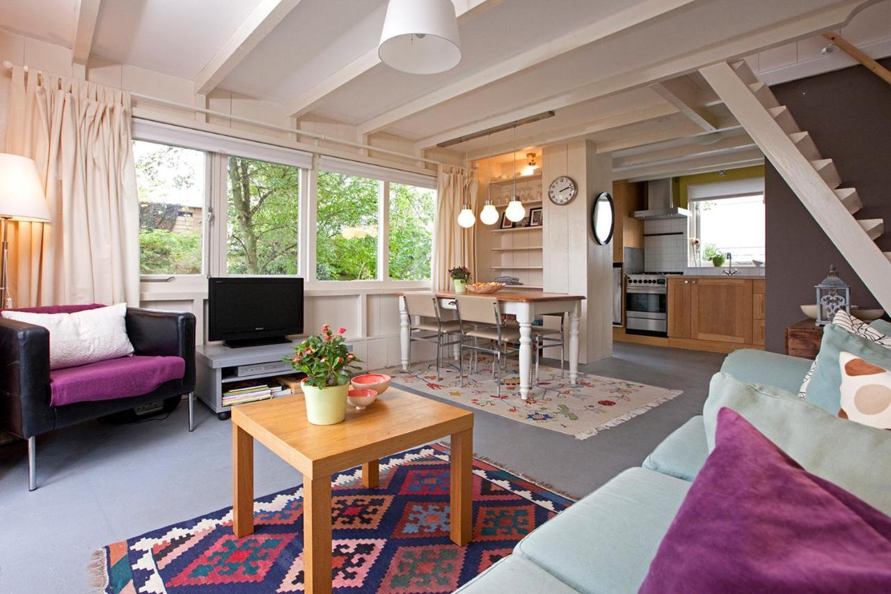 Very In Durgerdam, With Private Garden, Free Parking, Pets Allowed Casa de férias *