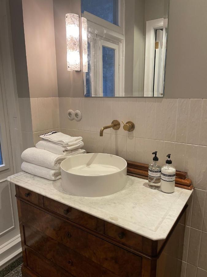 Jordaan Canal - Private Ensuite Casa de hóspedes 2*