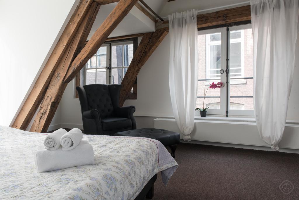 Old Centre - Nieuwmarkt Area Apartment