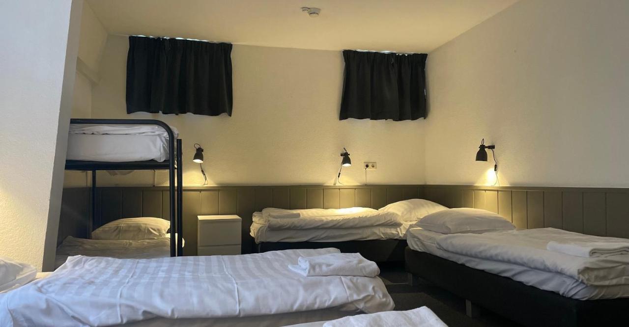City Hotel