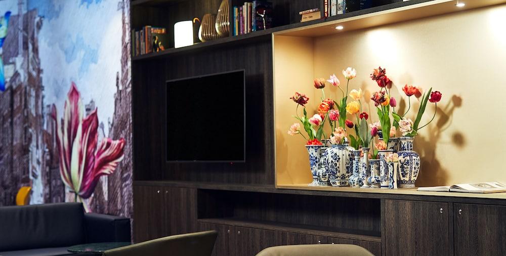 Khách sạn Inntel Centre 4*