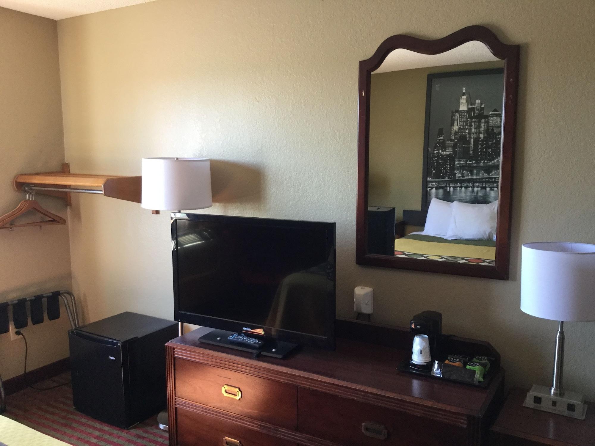 Hotel Super 8 By Wyndham