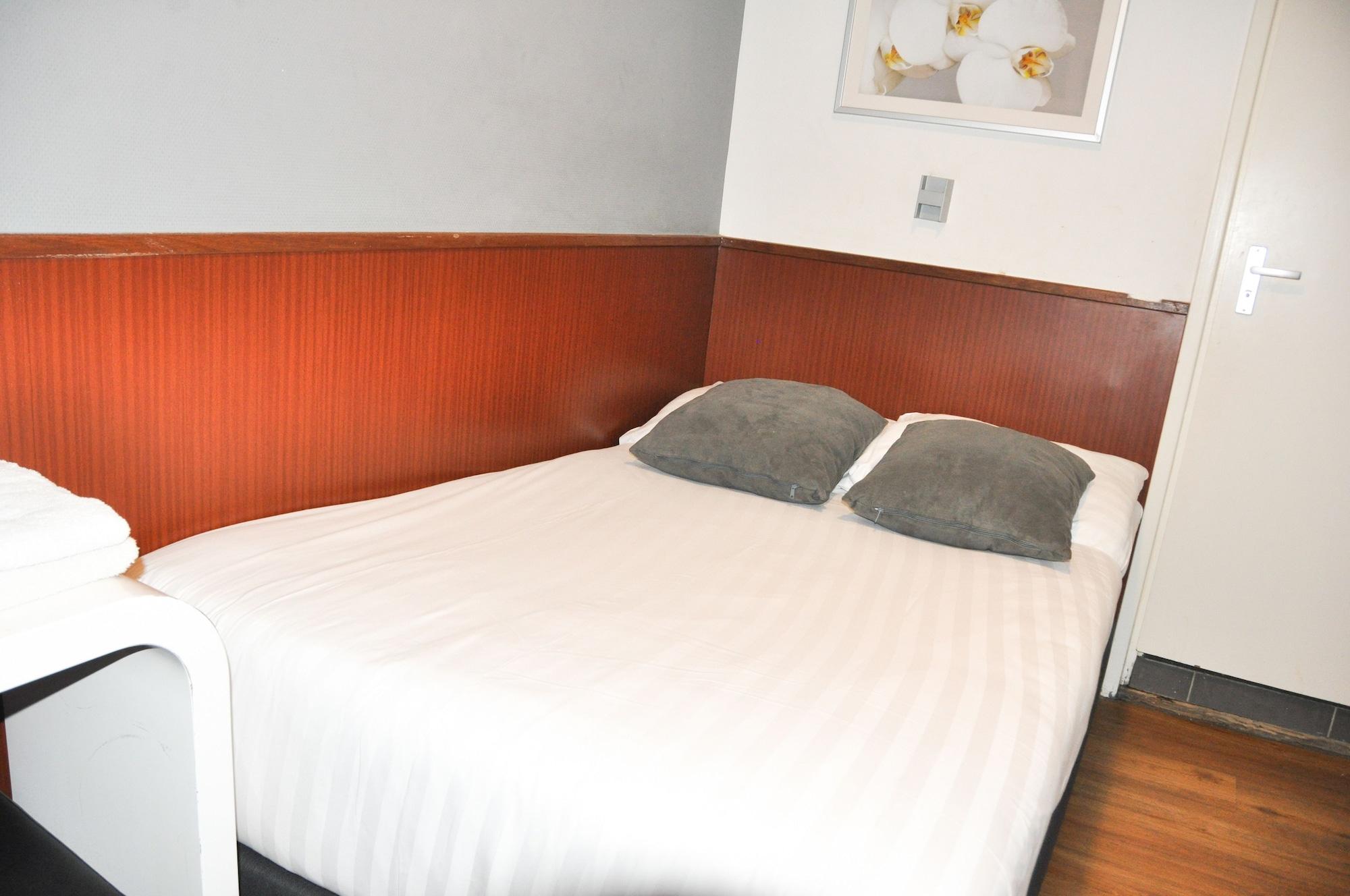 Hotel Travel 2*