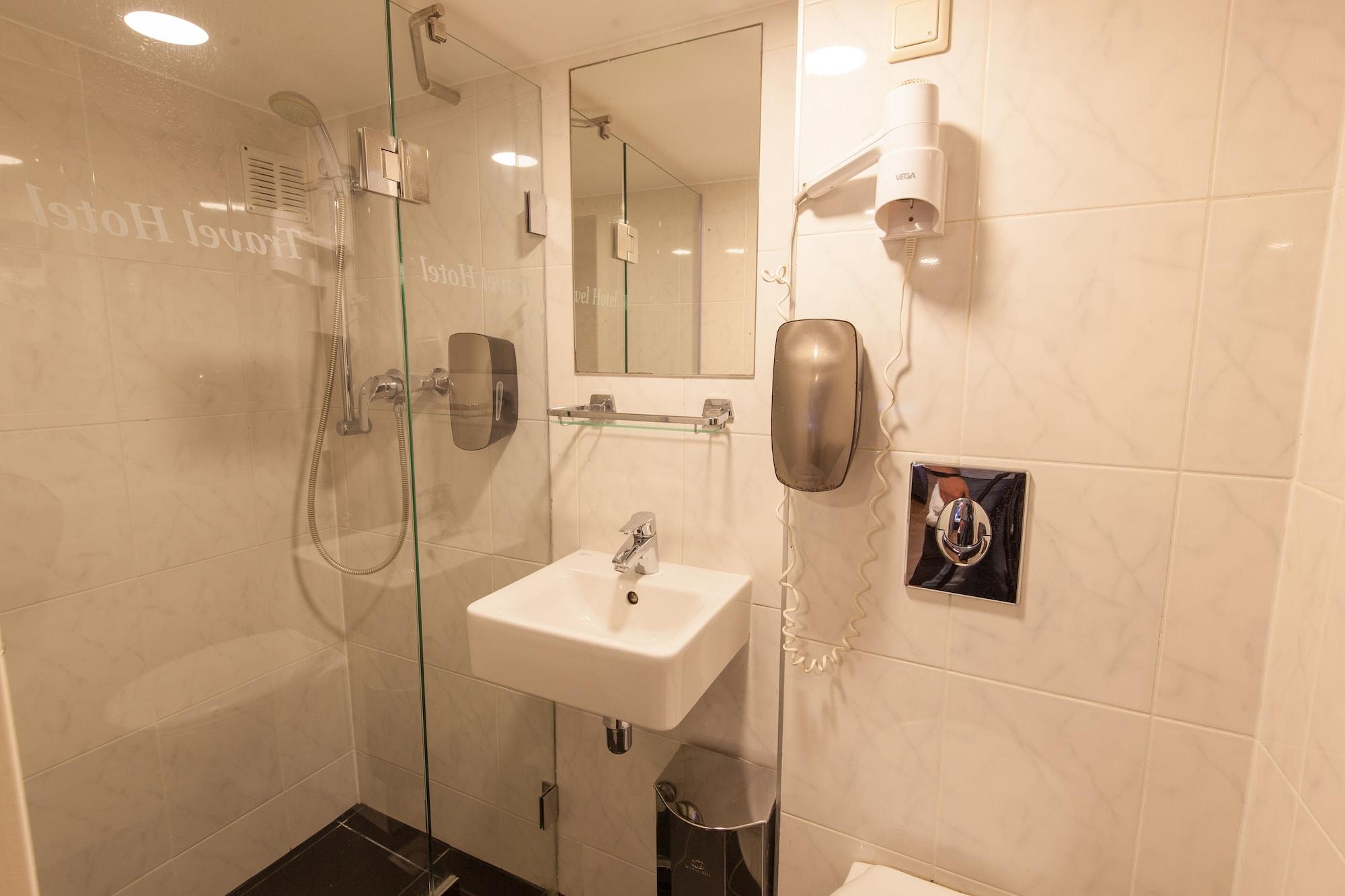Hotel Travel 2*
