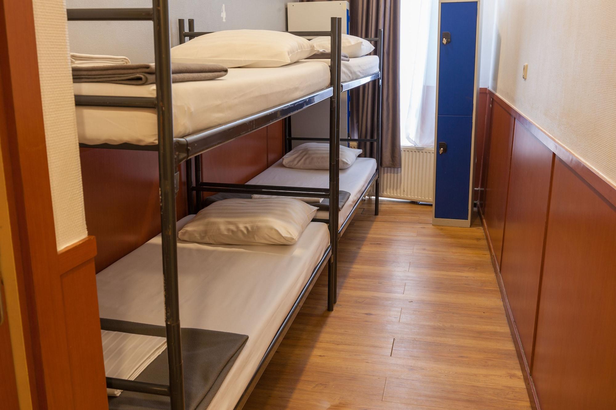 Travel Hotel