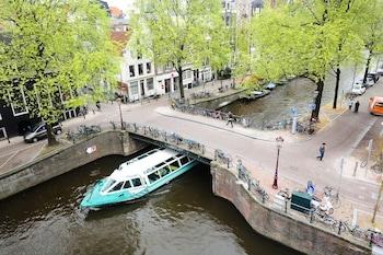 Khách sạn Hotel Amsterdam Inn