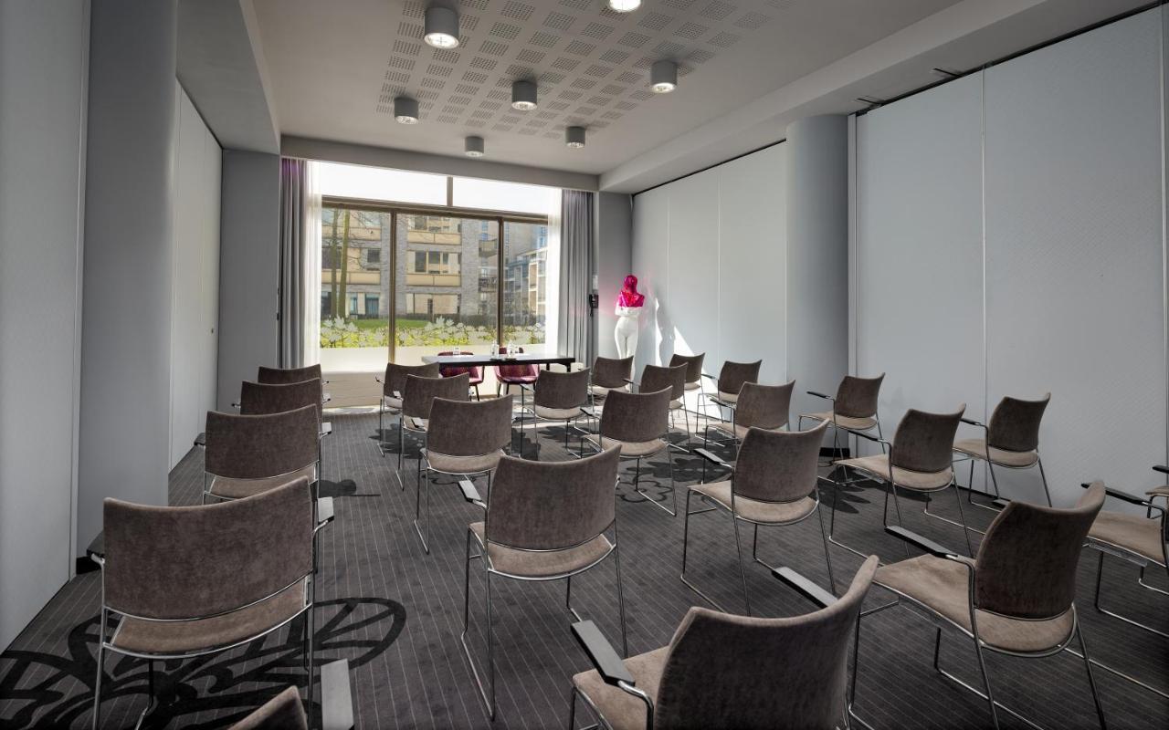 Khách sạn Westcord Fashion 4*