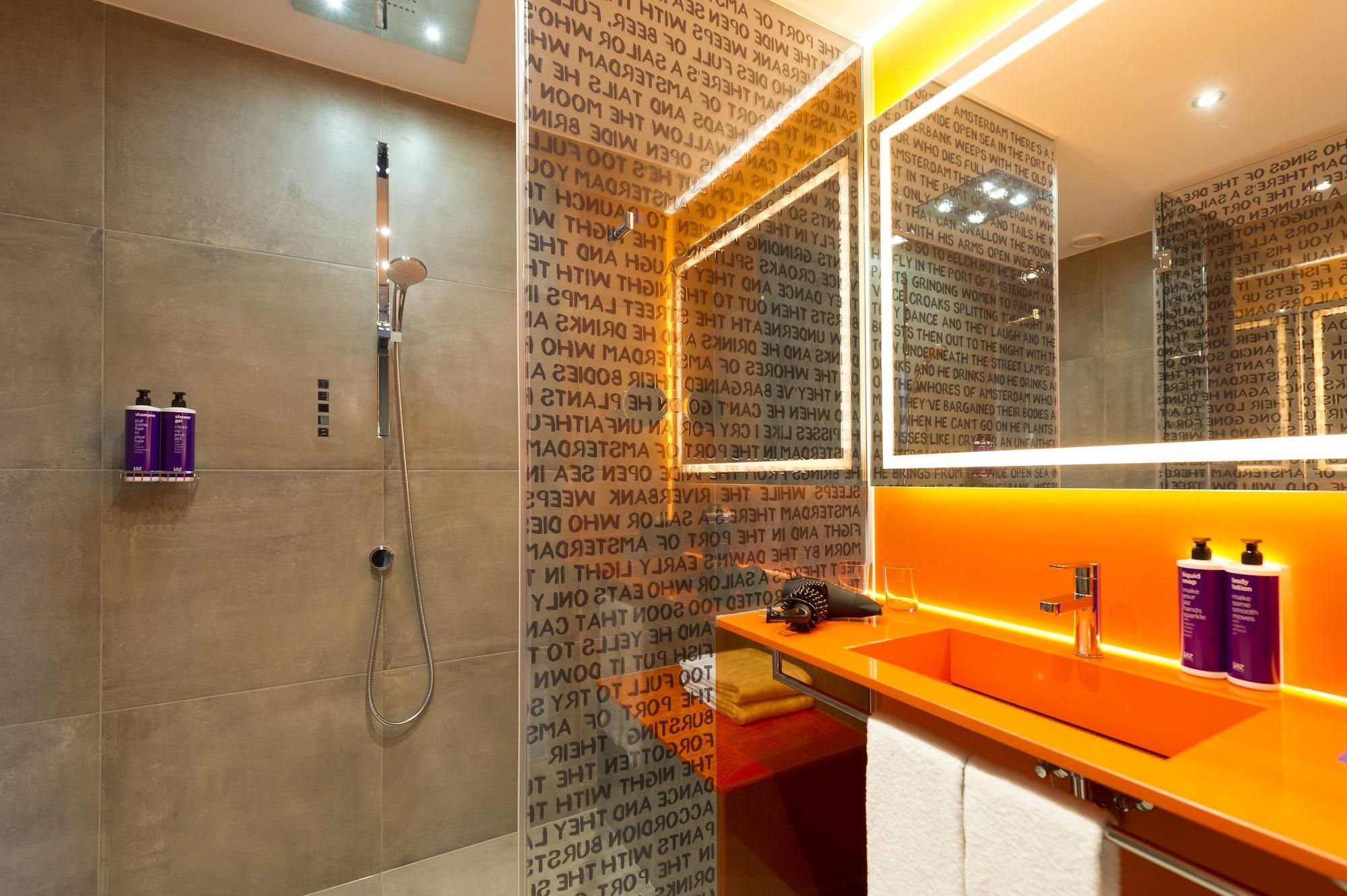 Hotel Jaz In The