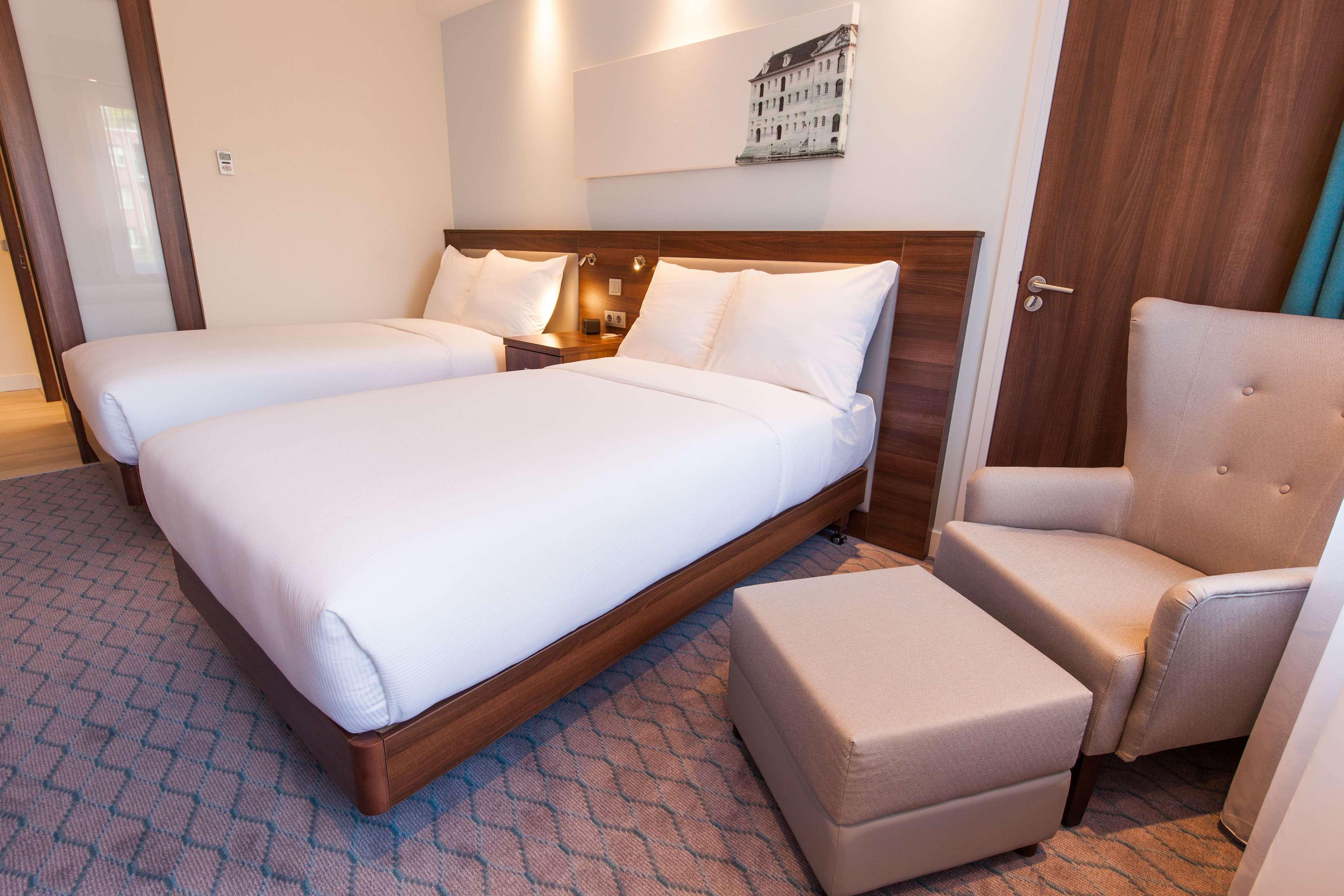 Hotel Hampton By Hilton Centre East