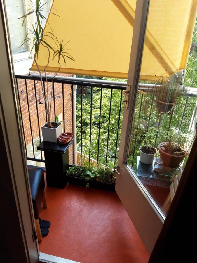Homey Budget Bedroom * Amsterdam