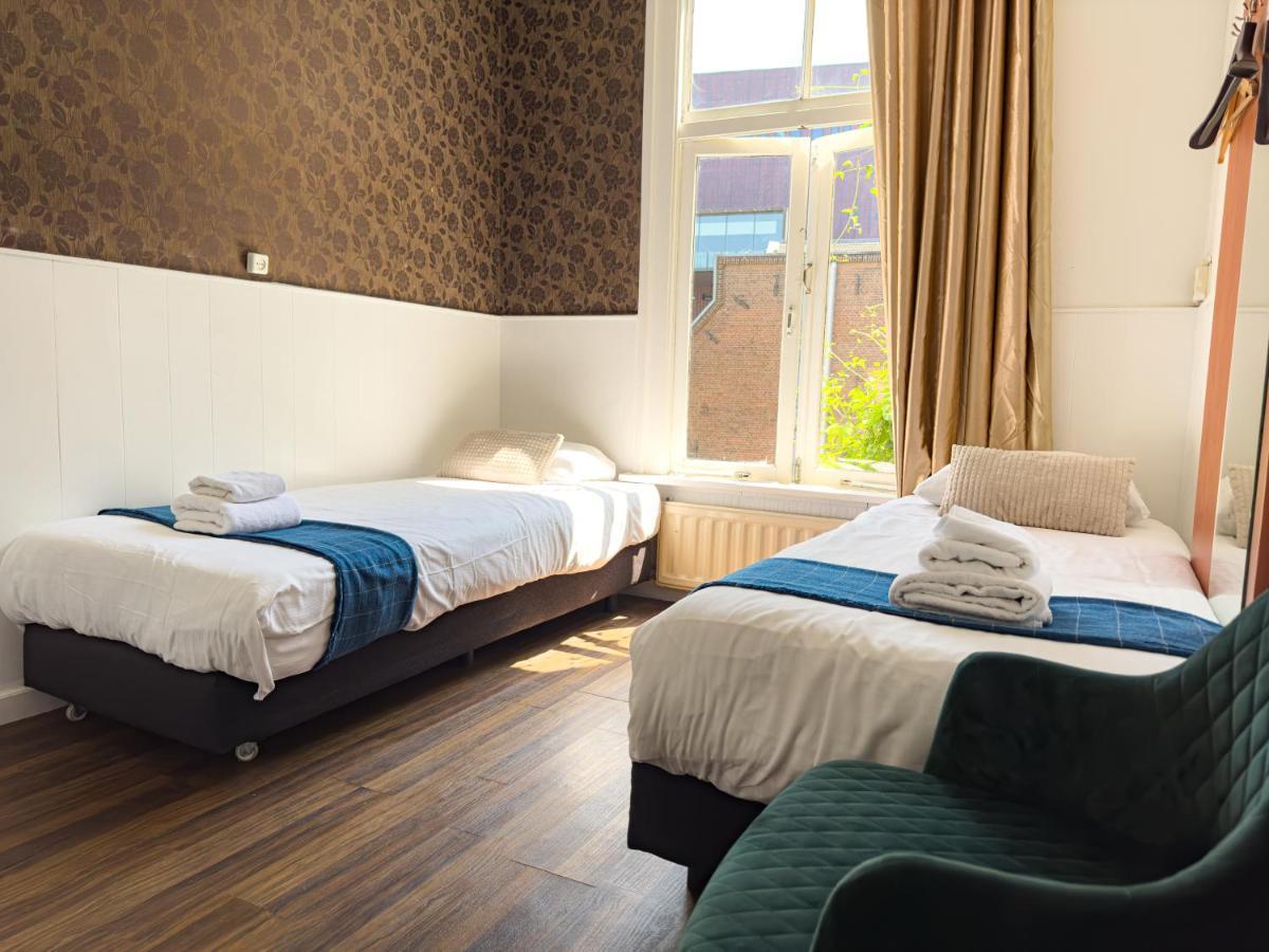 Khách sạn Hotel Amsterdam Inn
