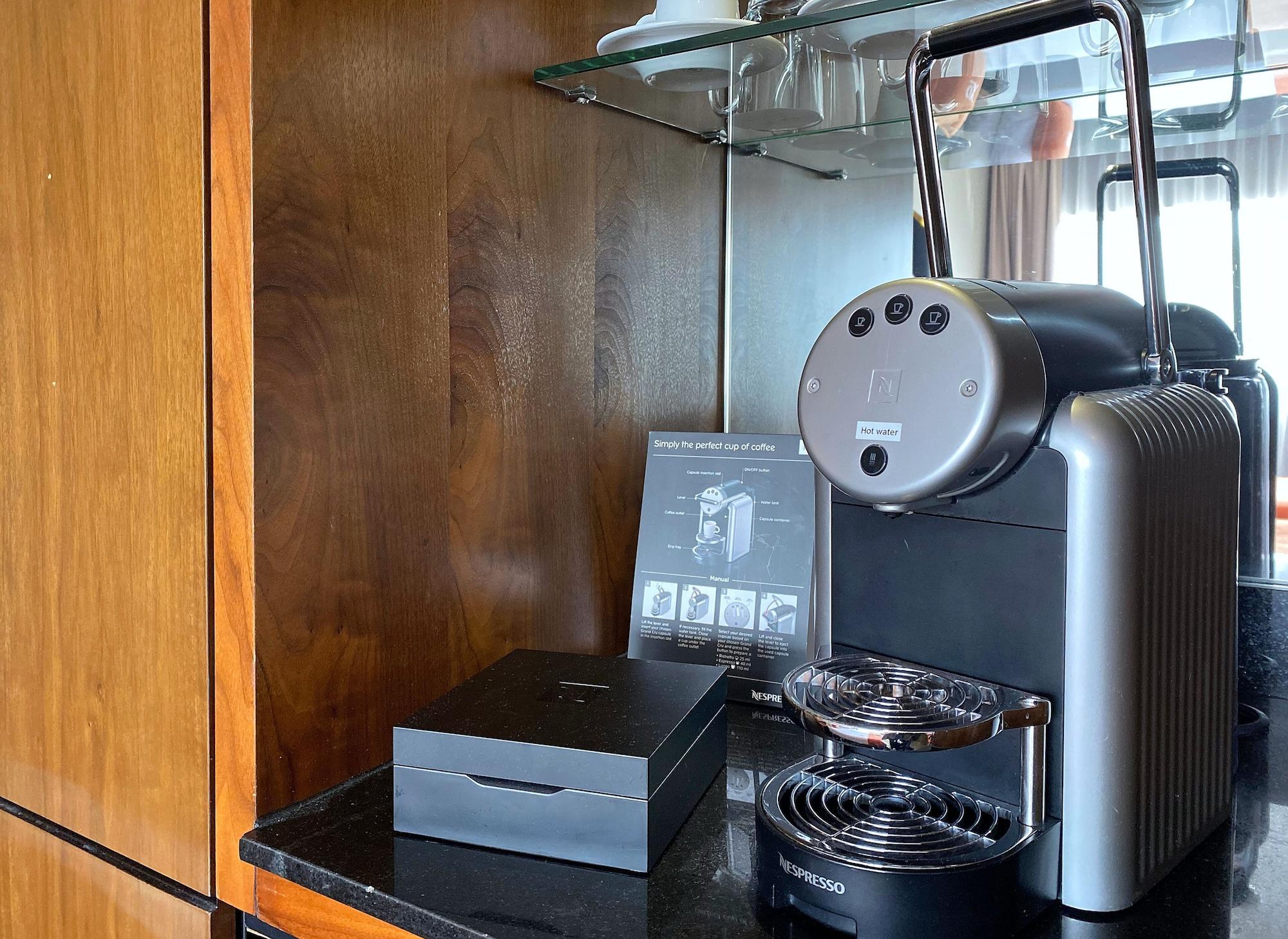 Hotel Xo Park West 4*