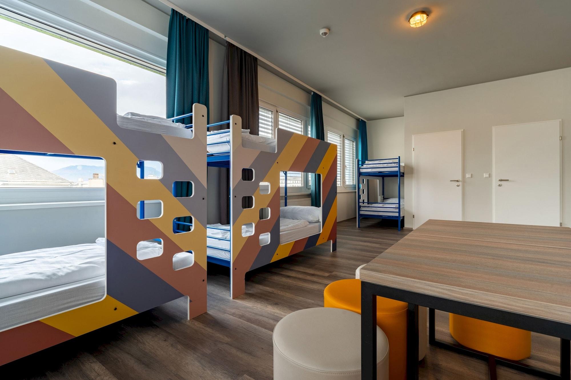 Nhà trọ A&o Zuidoost