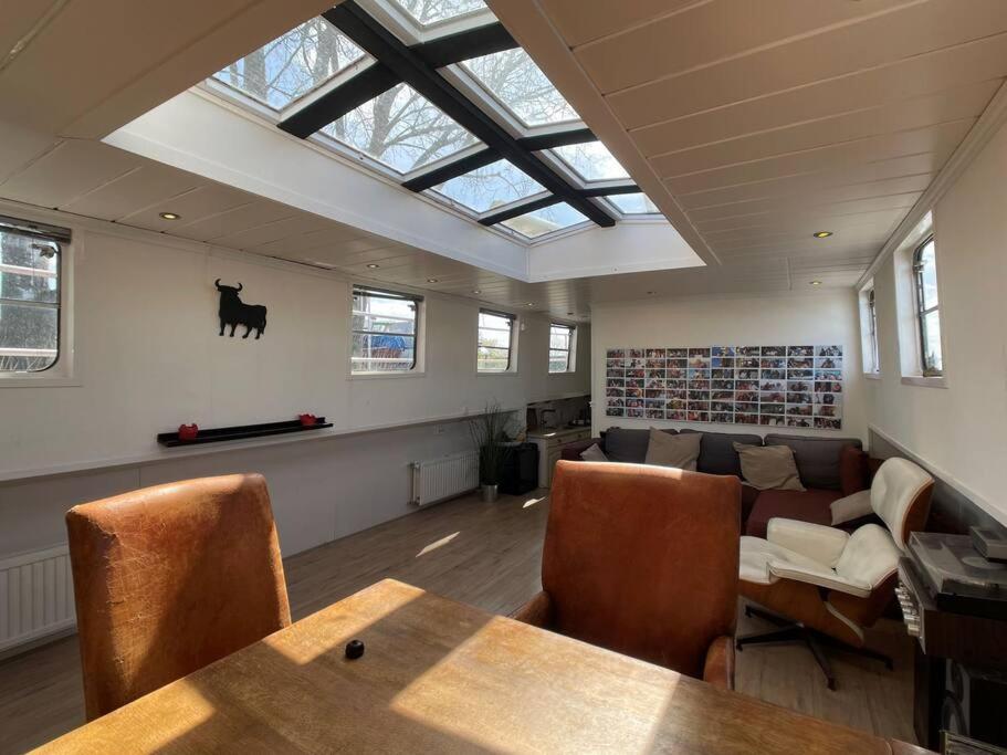 Spacious Homely House Boat Nhà gỗ Amsterdam