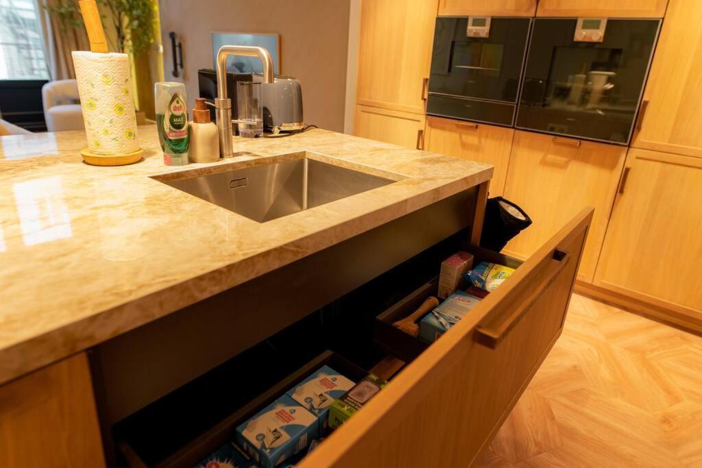 Newly Renovated Luxurious 200 Sqm Loft In Centre Apartamento