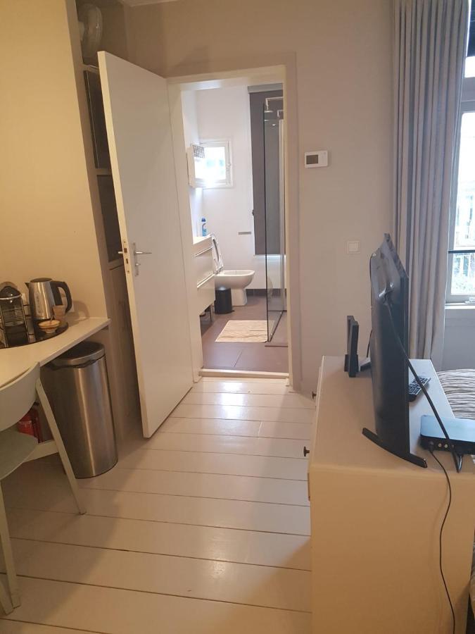 The Superstay Boutique Guestroom *