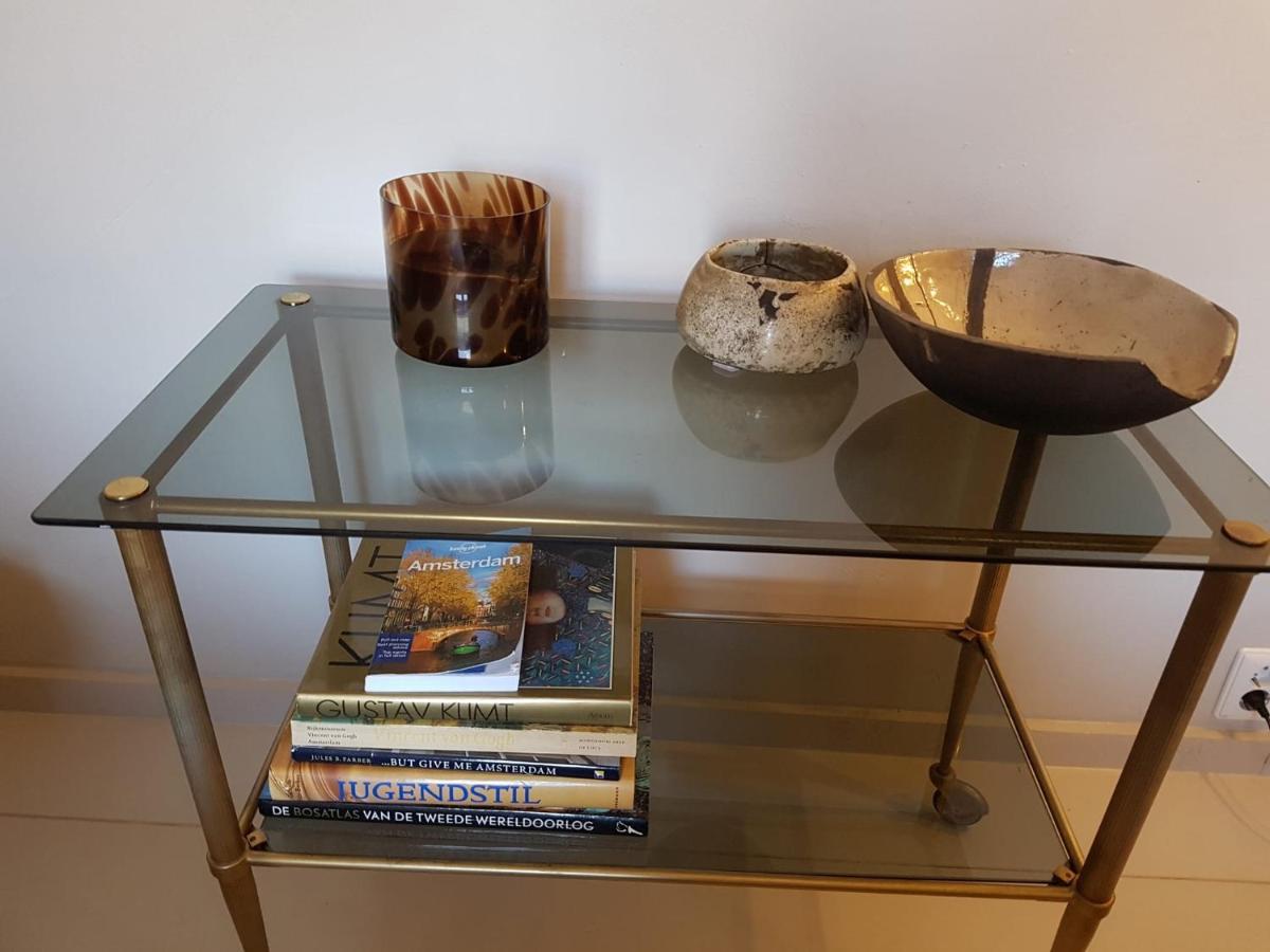The Superstay Boutique Guestroom Amsterdam
