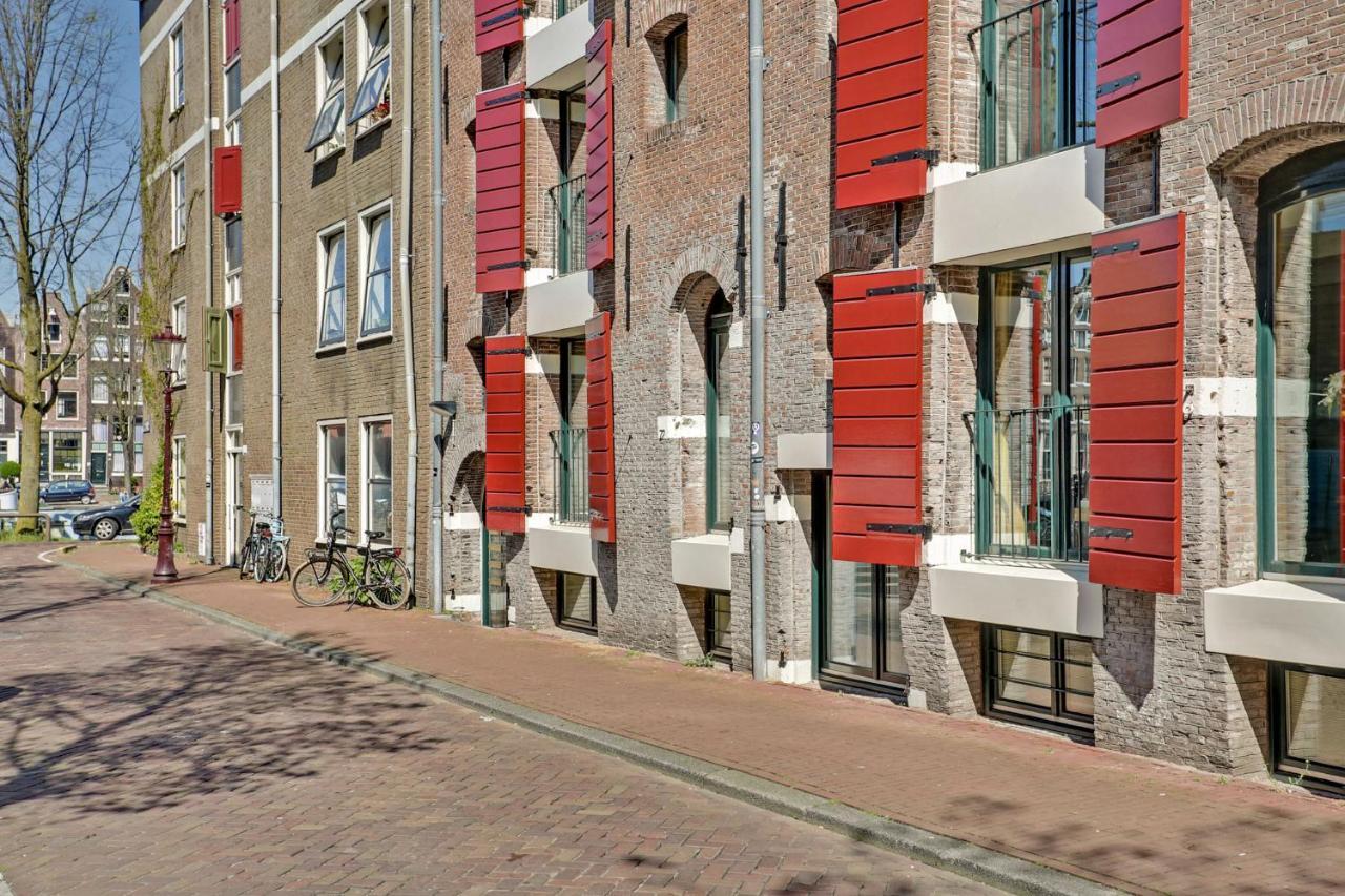 Guest house City-centre, Canal-house, Luxurious , Stylish Bedroom, Ensuite Bathroom Amsterdam