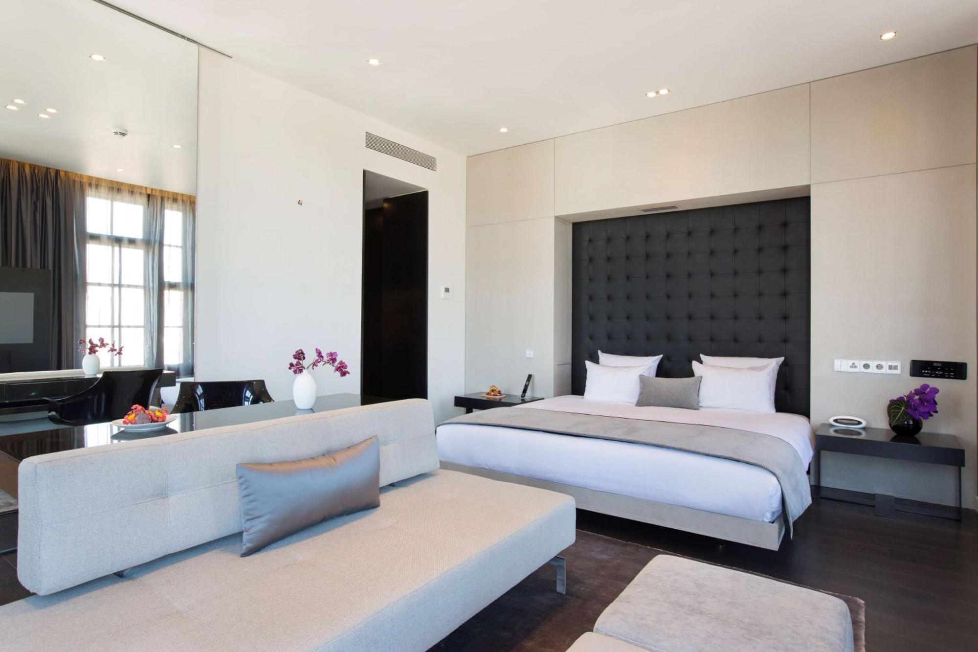 Khách sạn Art'otel Amsterdam, Powered By Radisson