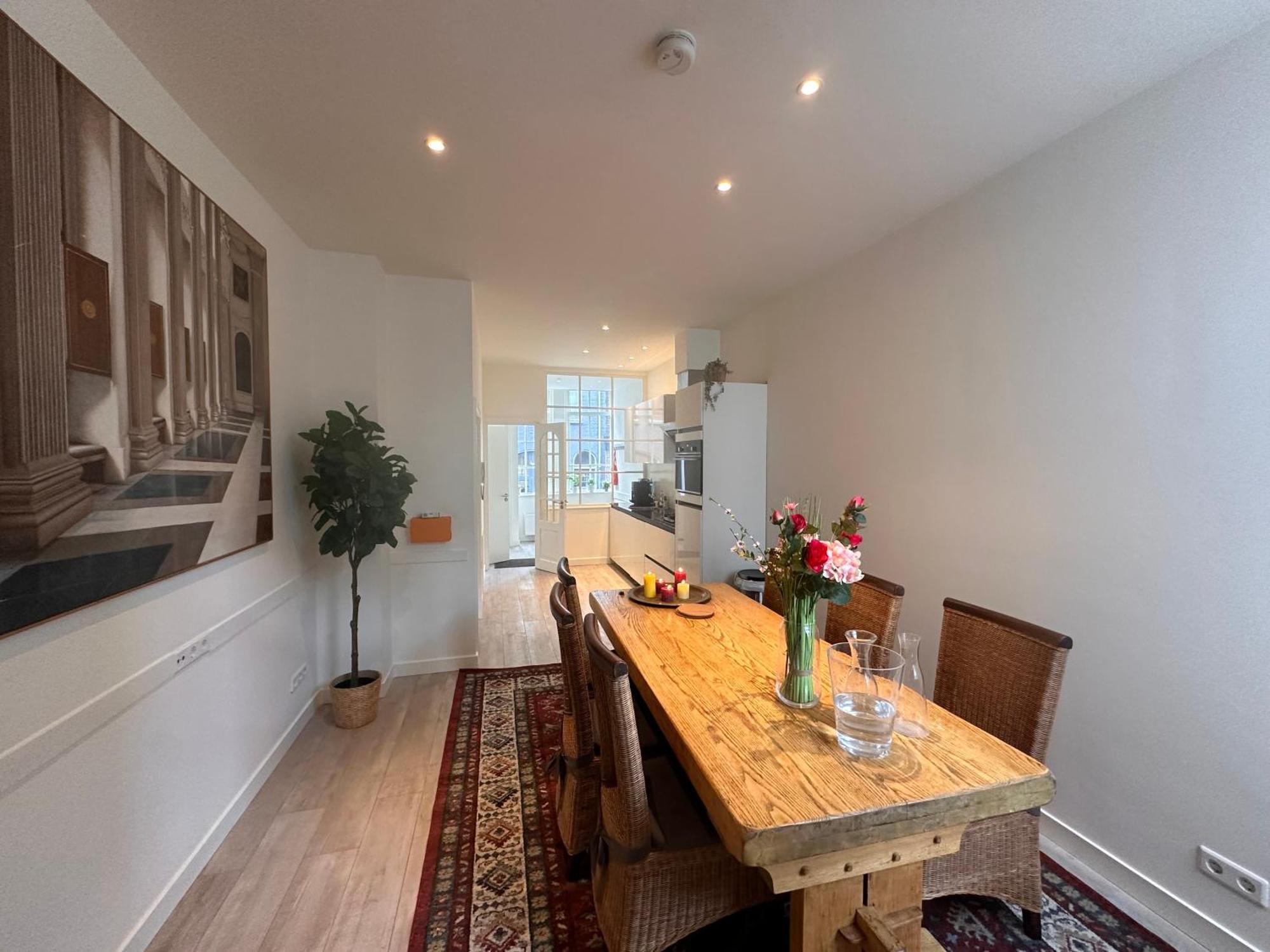 Tulip House Luxury - Location - Rijksmuseum - Leidseplein 120 M2 Private With Kitchen Apartamento Amesterdão