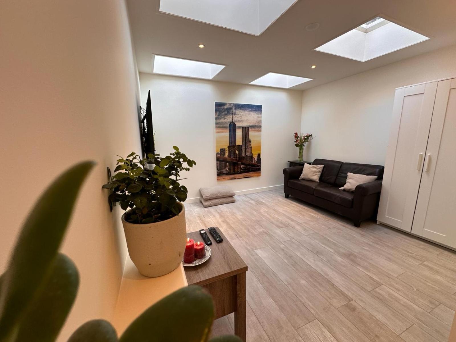 Tulip House Luxury - Location - Rijksmuseum - Leidseplein 120 M2 Private With Kitchen Apartamento Amesterdão