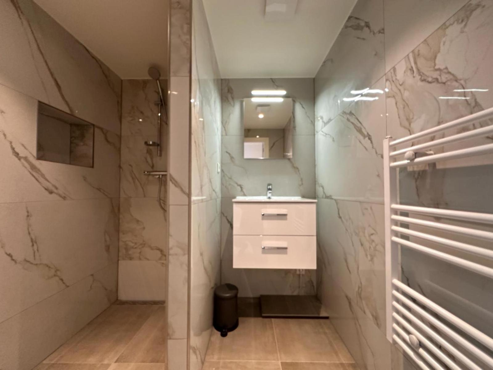 Tulip House Luxury - Location - Rijksmuseum - Leidseplein 120 M2 Private With Kitchen Apartamento Amesterdão