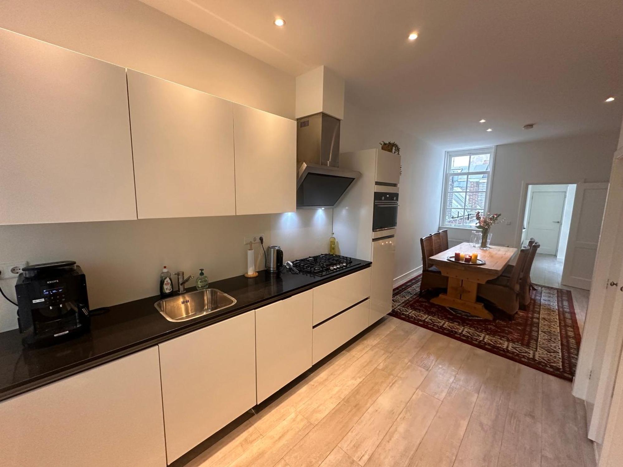 Tulip House Luxury - Location - Rijksmuseum - Leidseplein 120 M2 Private With Kitchen Apartamento *