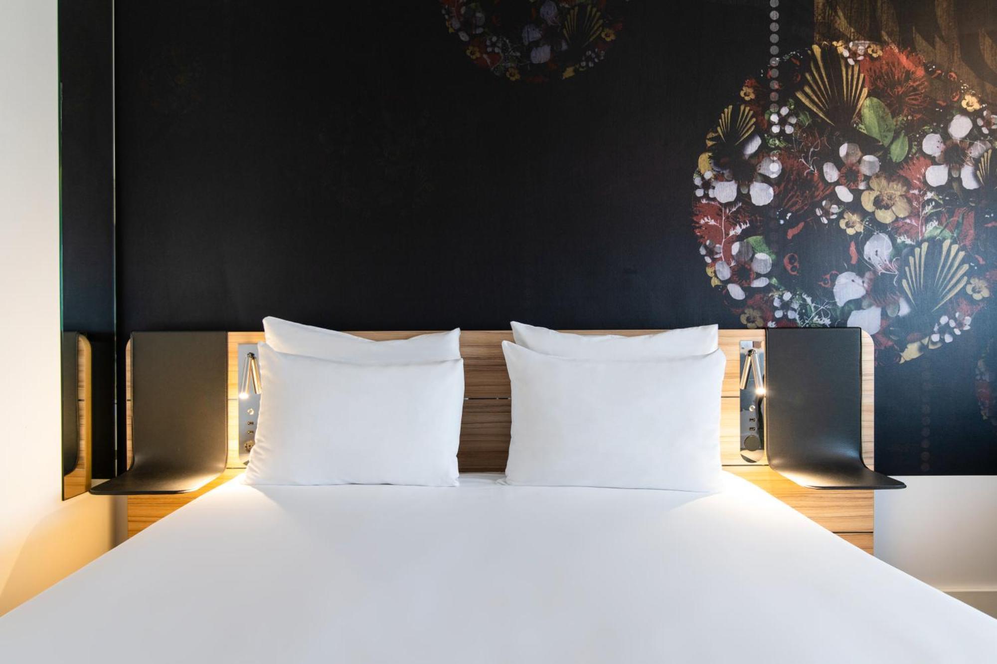 Novotel City Hotel 4*