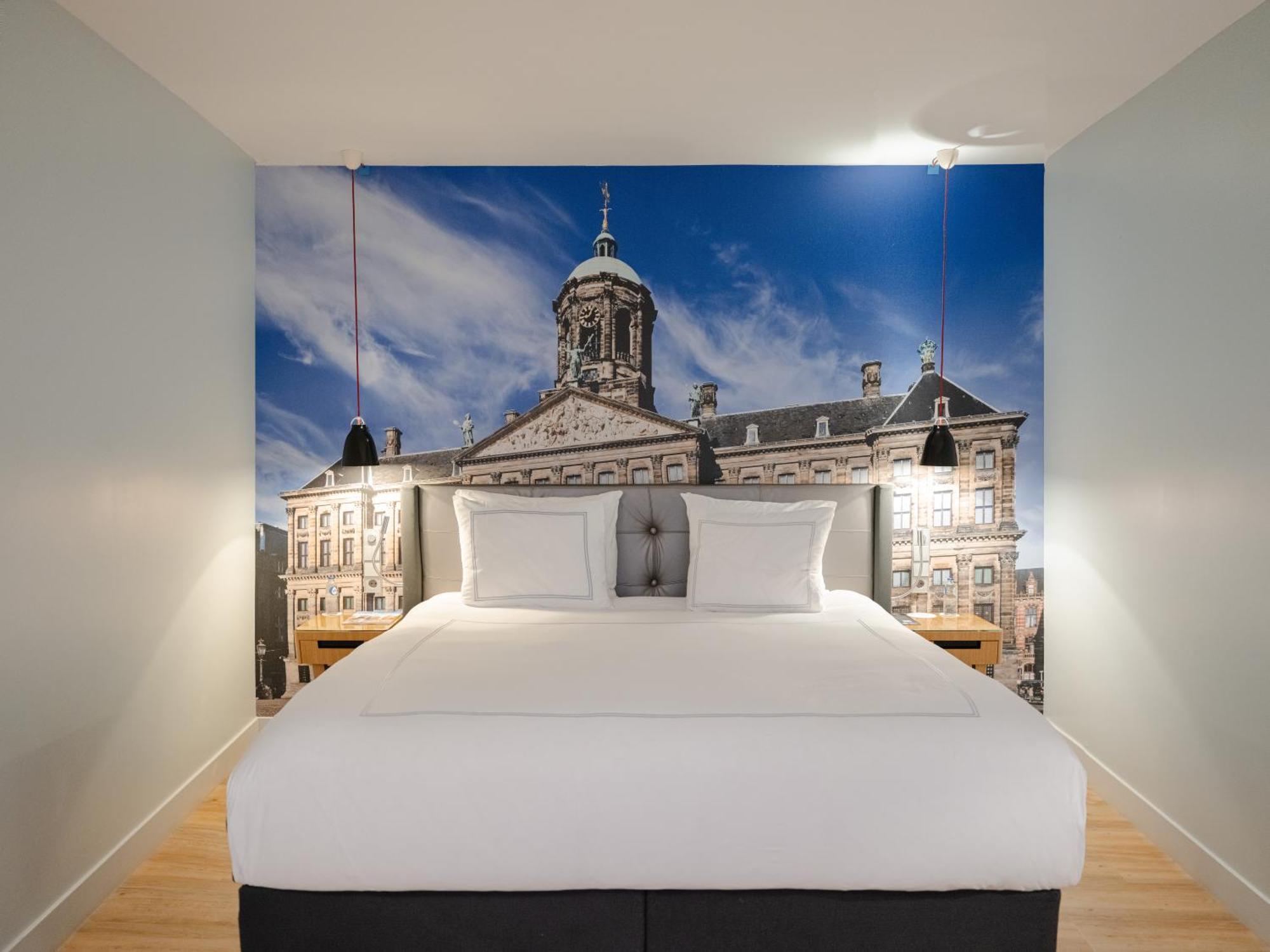 Swissotel Khách sạn 4*