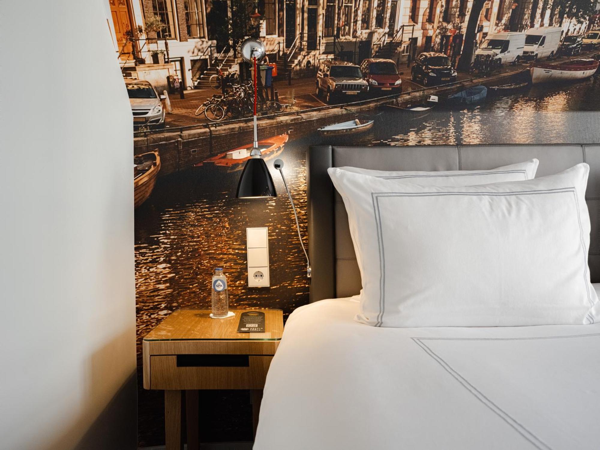 Khách sạn Swissotel 4*