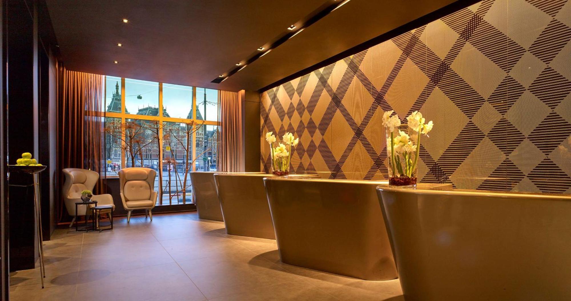 Park Plaza Victoria Hotel 4*