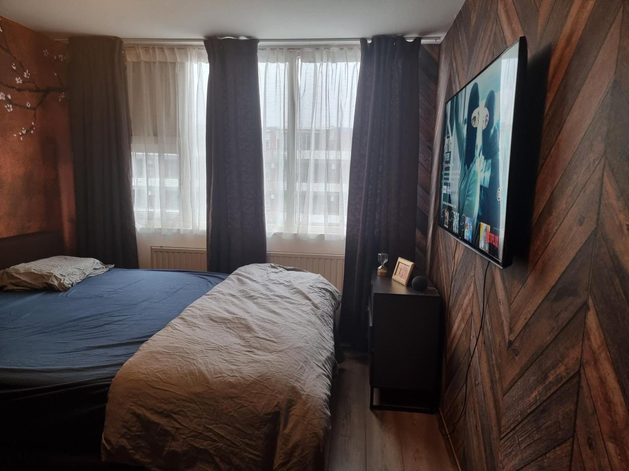 500-mb Hi-tech Silent Work-home Homestay