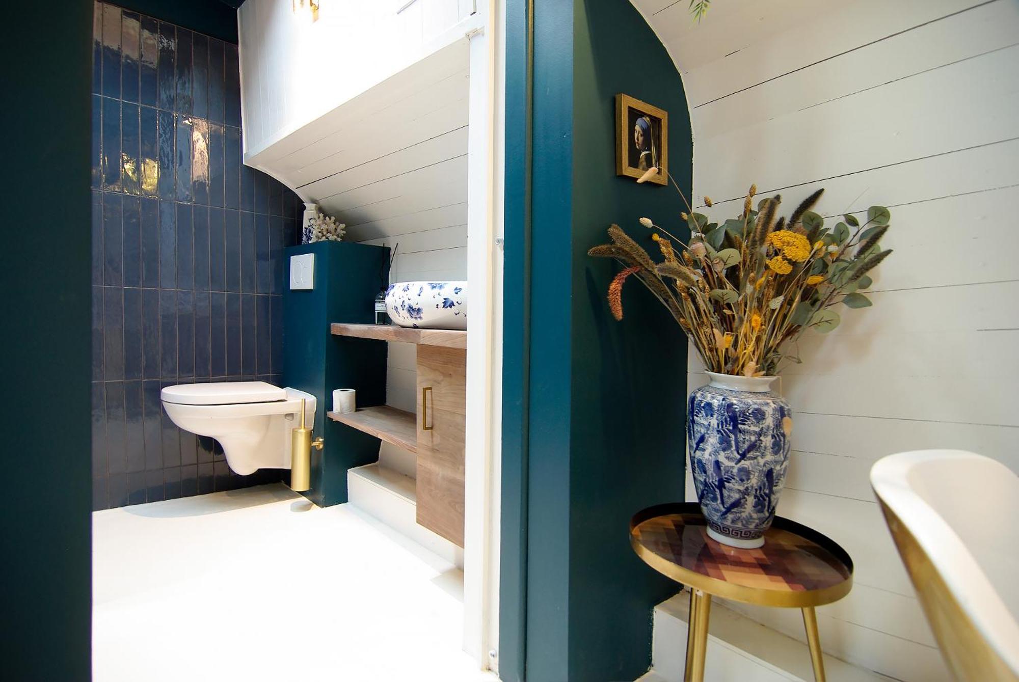 Guest house Najade Eco Houseboat Amsterdam