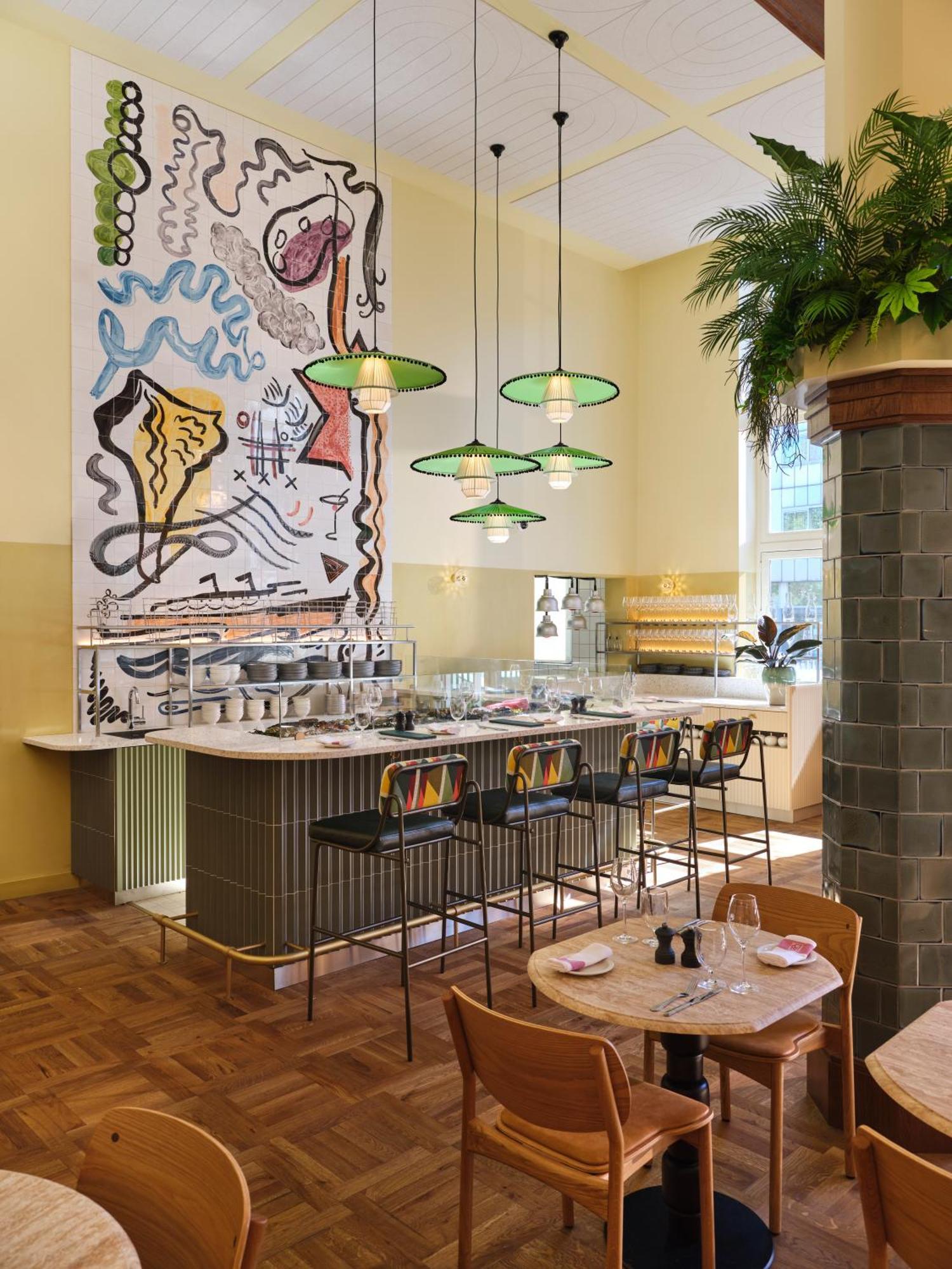 Khách sạn The Hoxton, Lloyd 4*