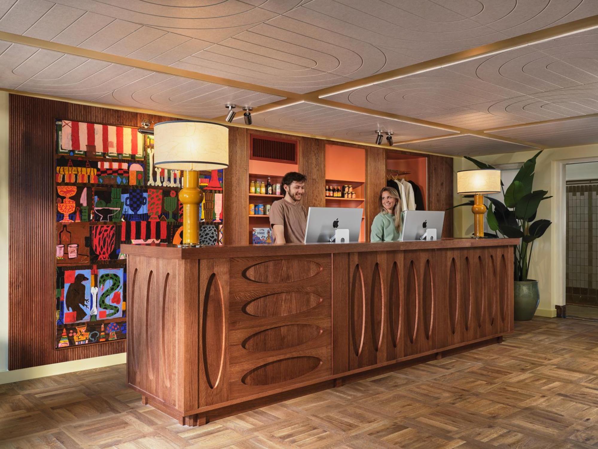 The Hoxton, Lloyd Khách sạn 4*