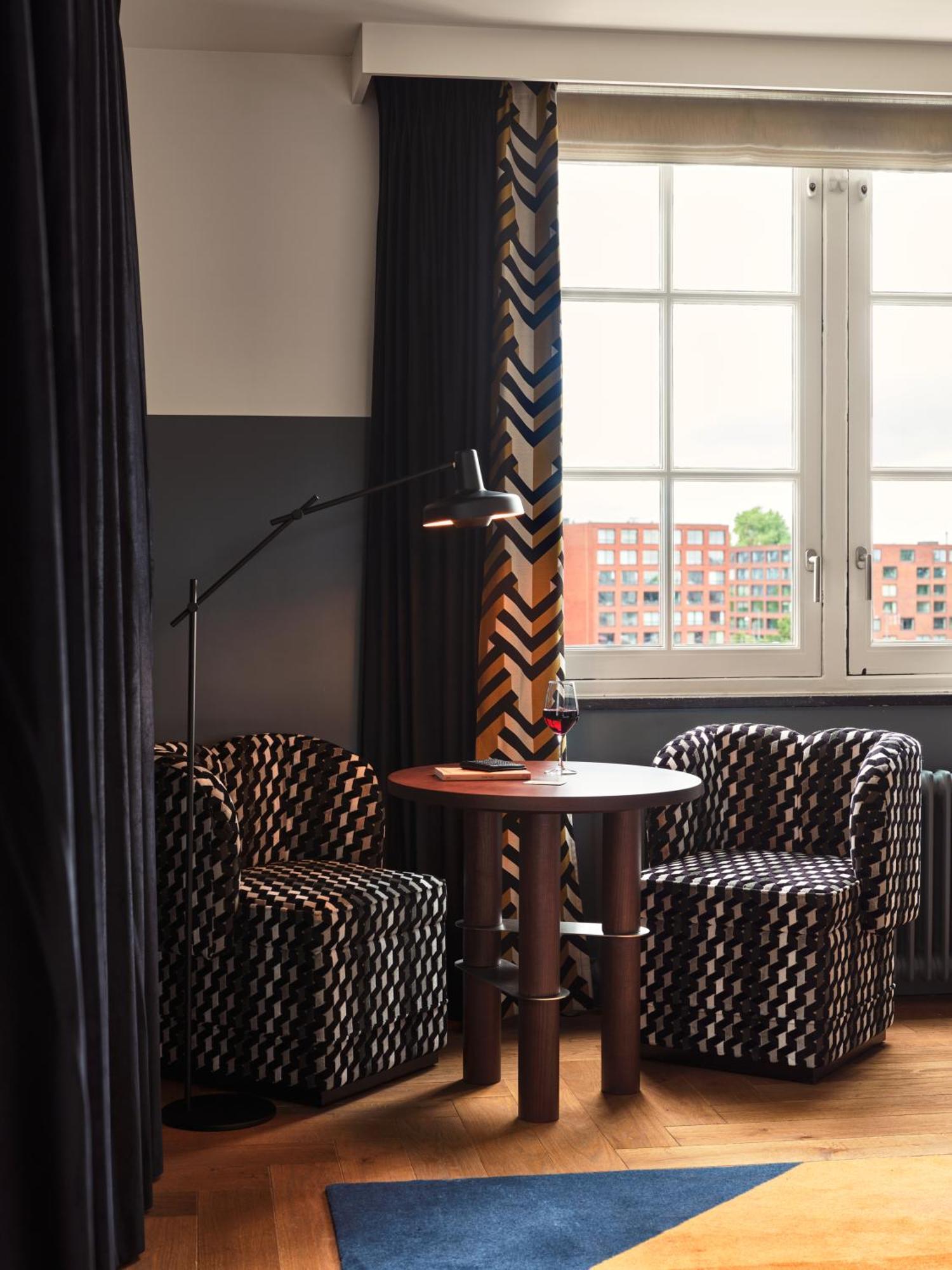 Khách sạn The Hoxton, Lloyd Amsterdam