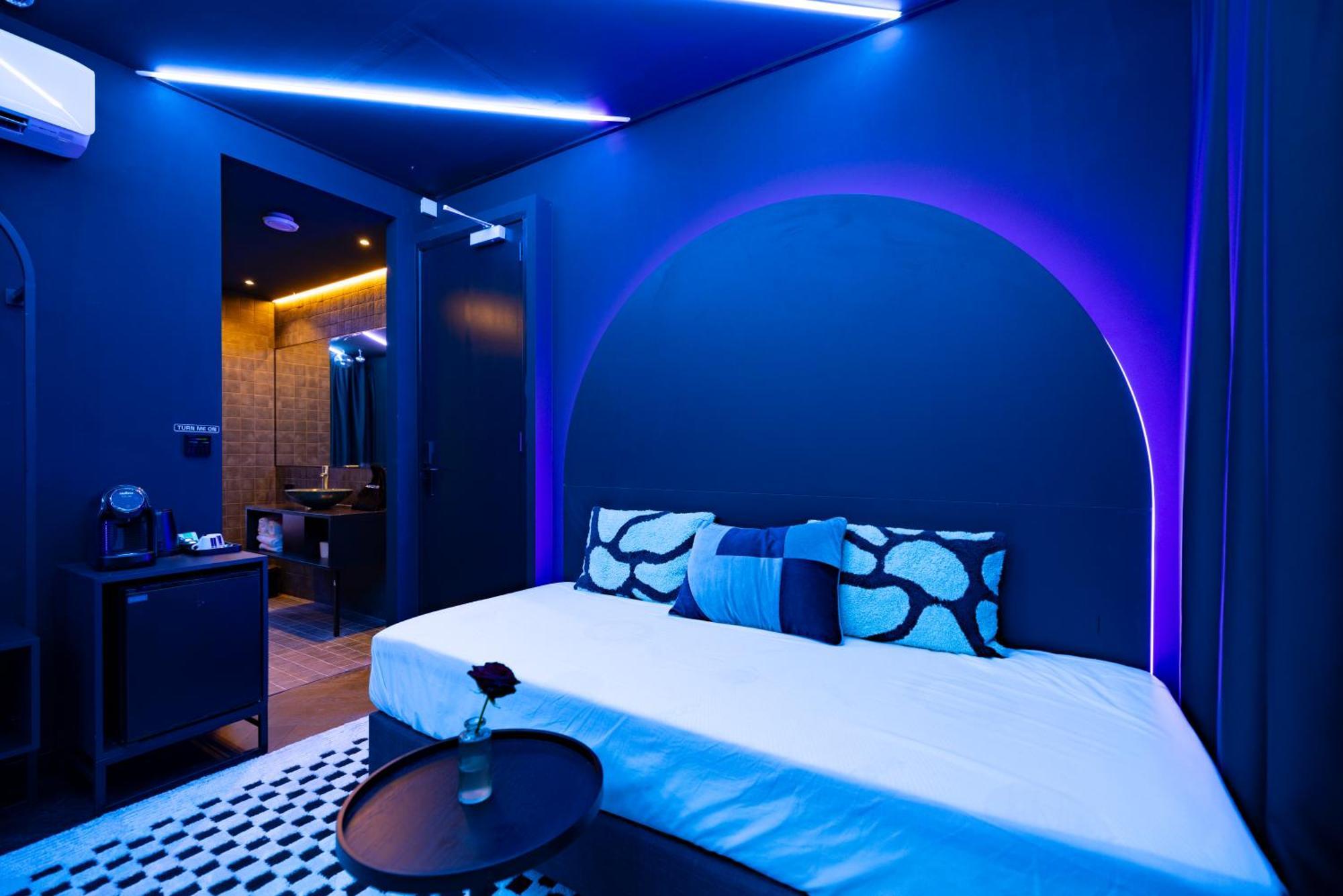 Mr. Monkey Hotel
