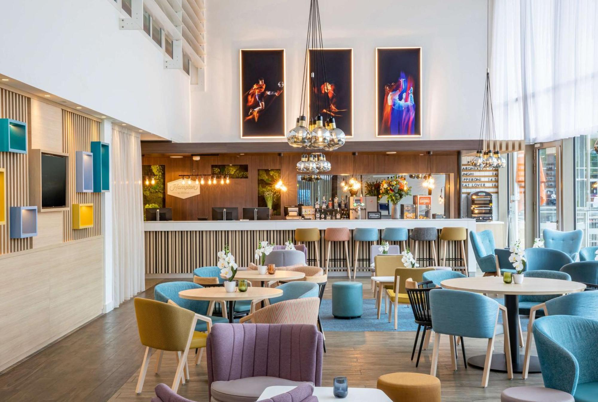 Khách sạn Hampton By Hilton Arena Boulevard