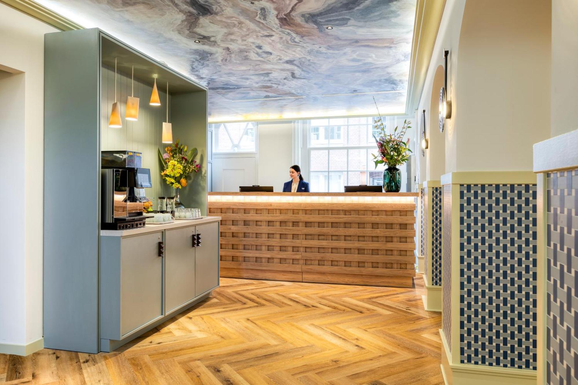 Khách sạn hẻo lánh Citadines Canal Amsterdam
